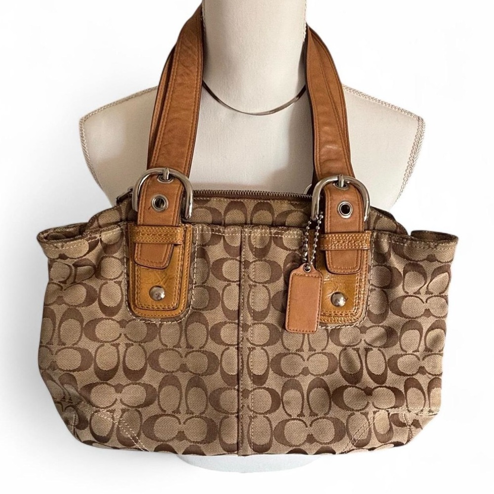 Vintage Coach KO867-F13117 Signature
Jacquard Soho